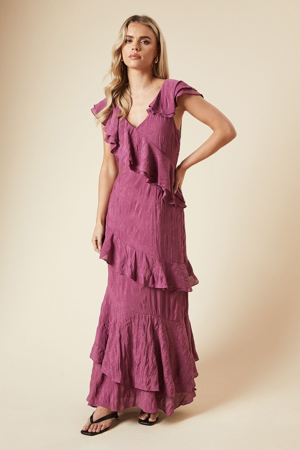 Dorothy Perkins Dorothy Perkins Women's Petite DP Luxe Textured Sleeveless Ruffle Midi Dress in Rose - 2