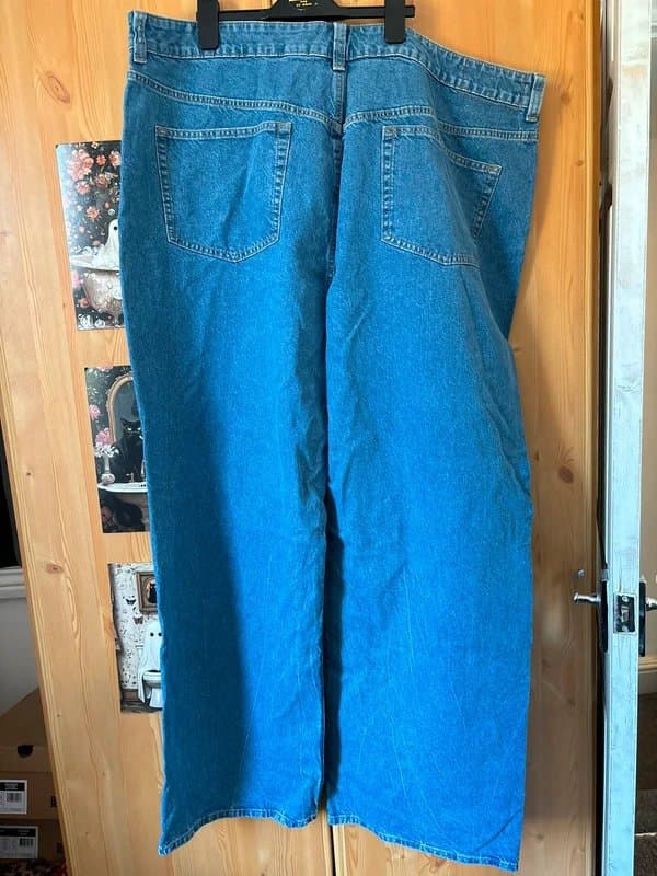 ASOS ASOS design plus size 24 straight leg blue jeans BNWT