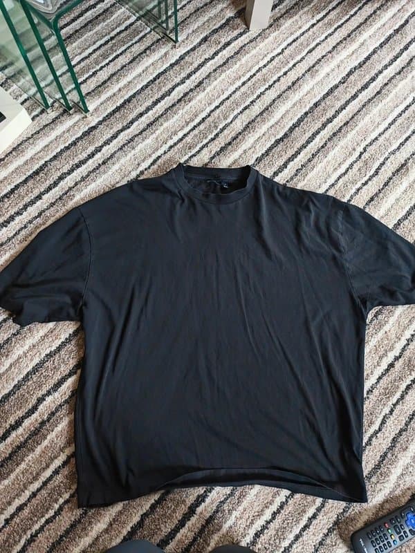 ASOS Design Men's T shirt