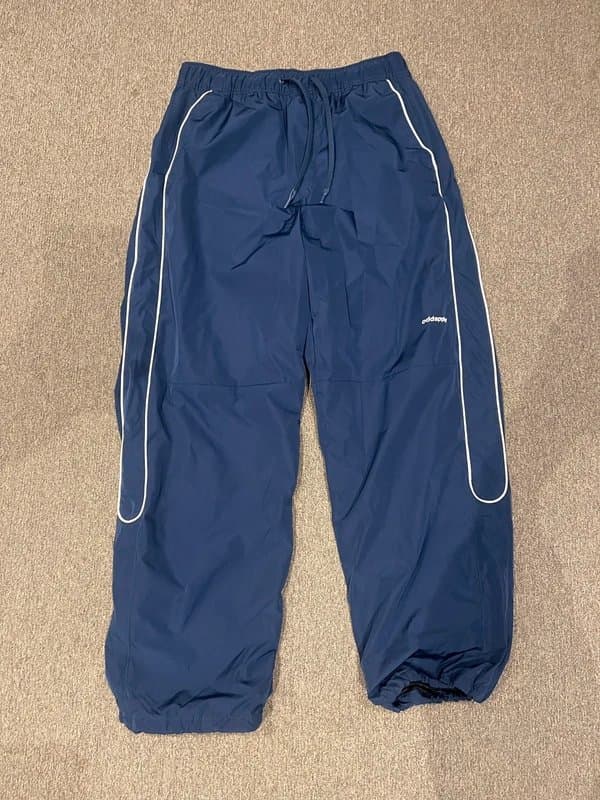 Bershka Bershka track suit bottoms in blue