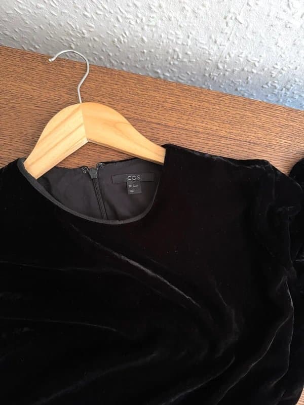 COS Women's Cos Black Velvet Shortsleeve Top - Size XS