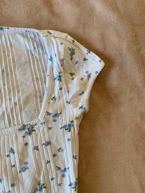 Urban Outfitters urban outfitters blue floral square neck top