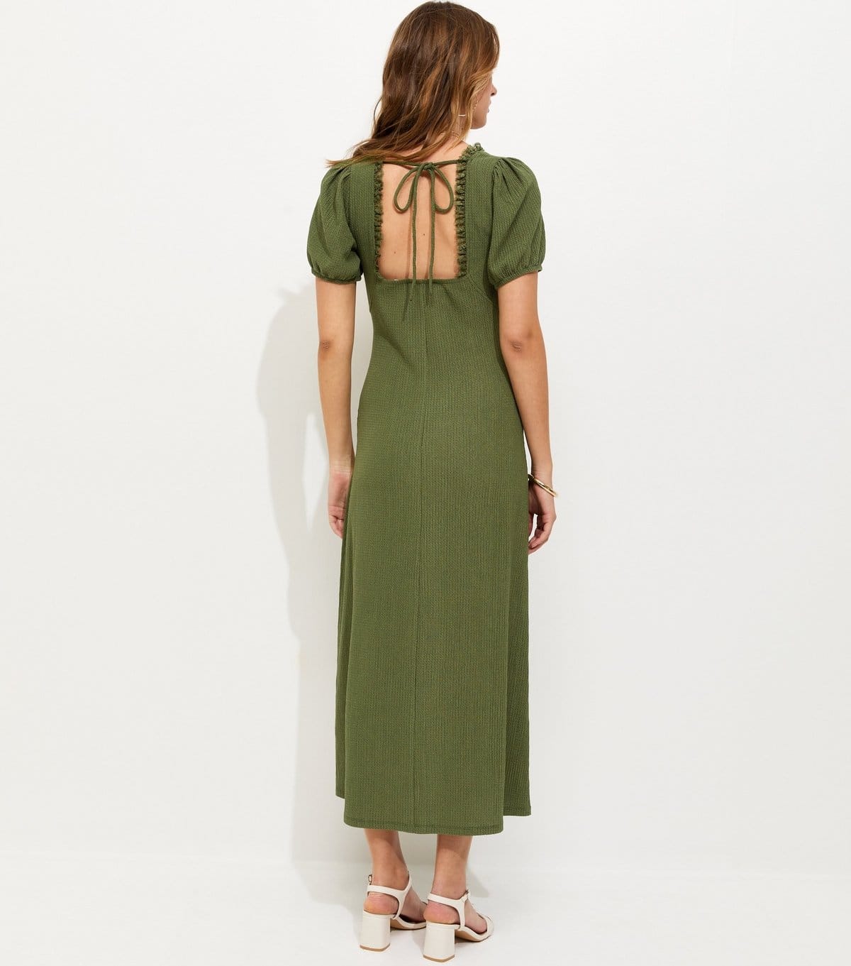 New Look Women's Dark Khaki Crinkle Texture Short Sleeve Milkmaid Midi Dress New Look - 4