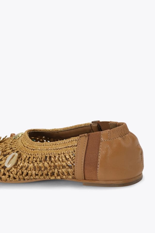 Steve Madden STEVE MADDEN Women's 'Meela Charm' Flats in Beige - 3