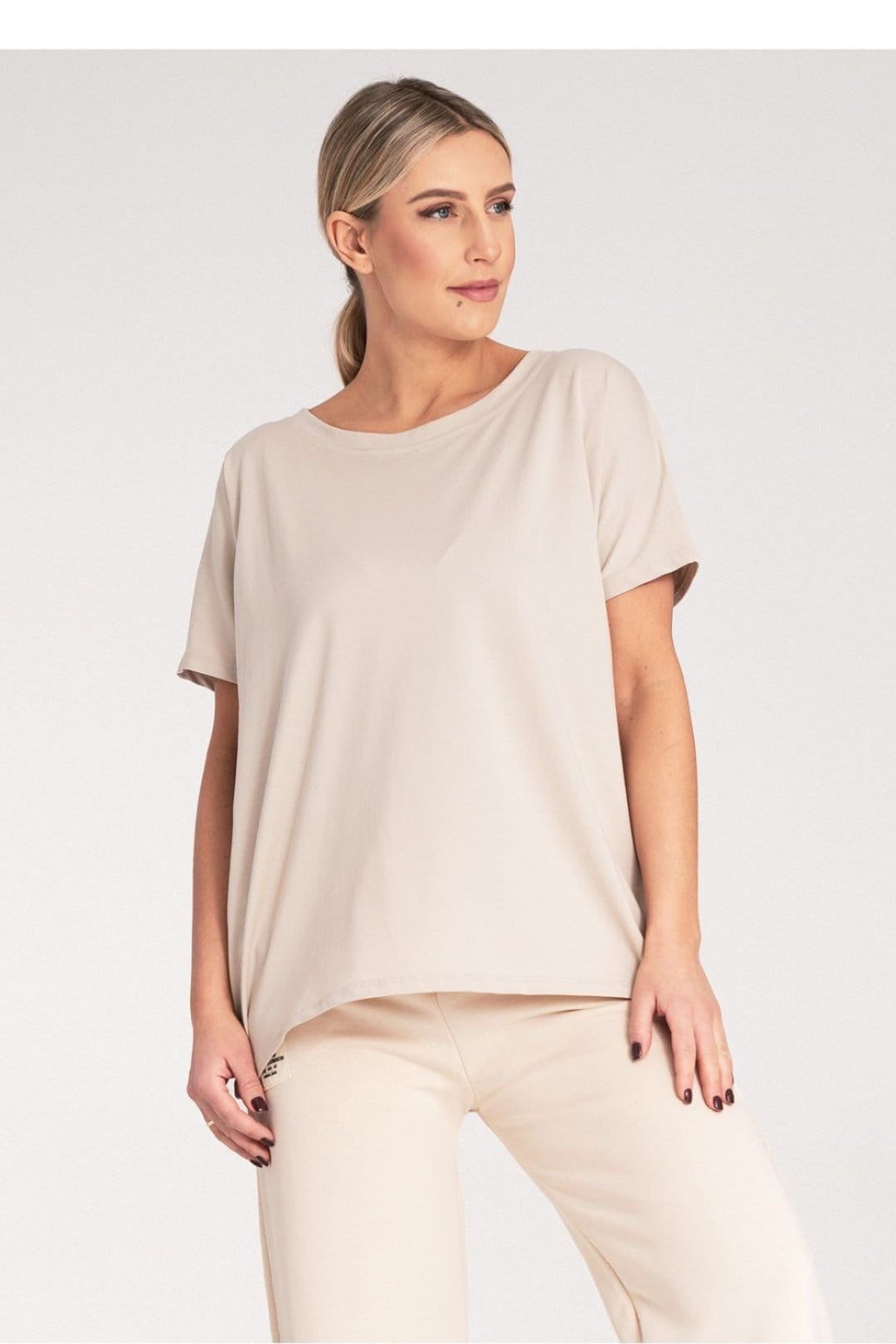 Love Lace Love Lace Women's Short Sleeve Round Neck T-Shirt Style 214967 in Beige - 4