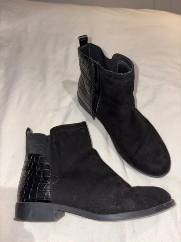 New Look New look suede boots - size 5
