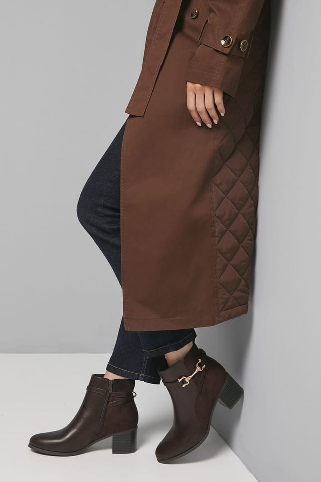 Wallis Wallis Women's Antonia Faux Leather Snaffle Detail Mid Heel Ankle Boots in Brown - 2