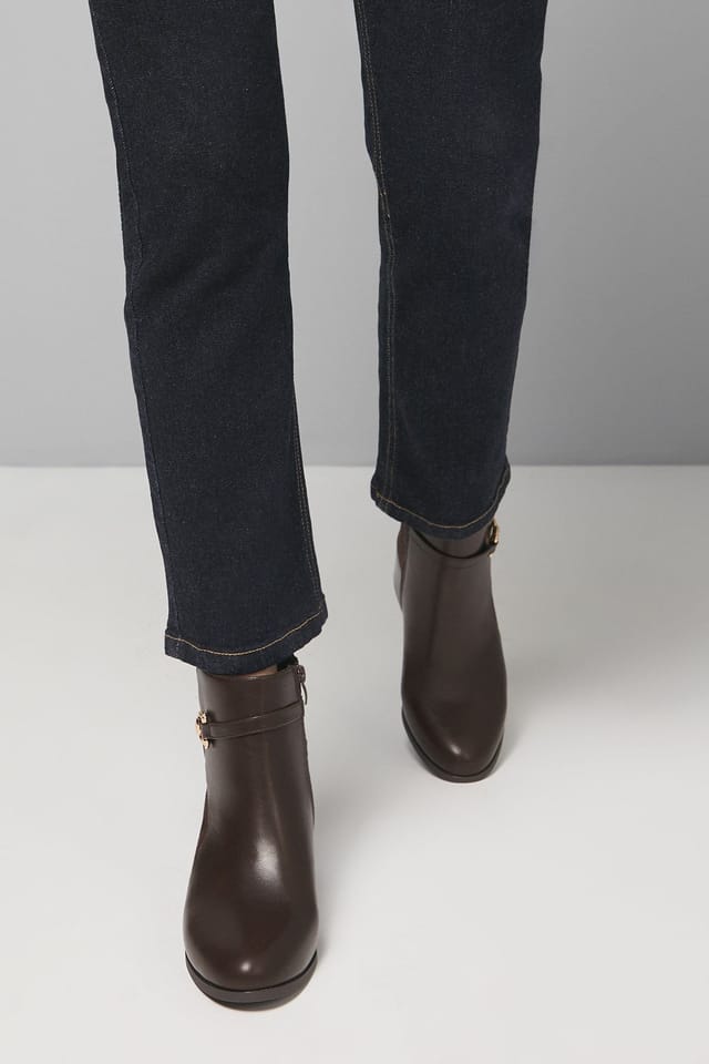 Wallis Wallis Women's Antonia Faux Leather Snaffle Detail Mid Heel Ankle Boots in Brown - 3