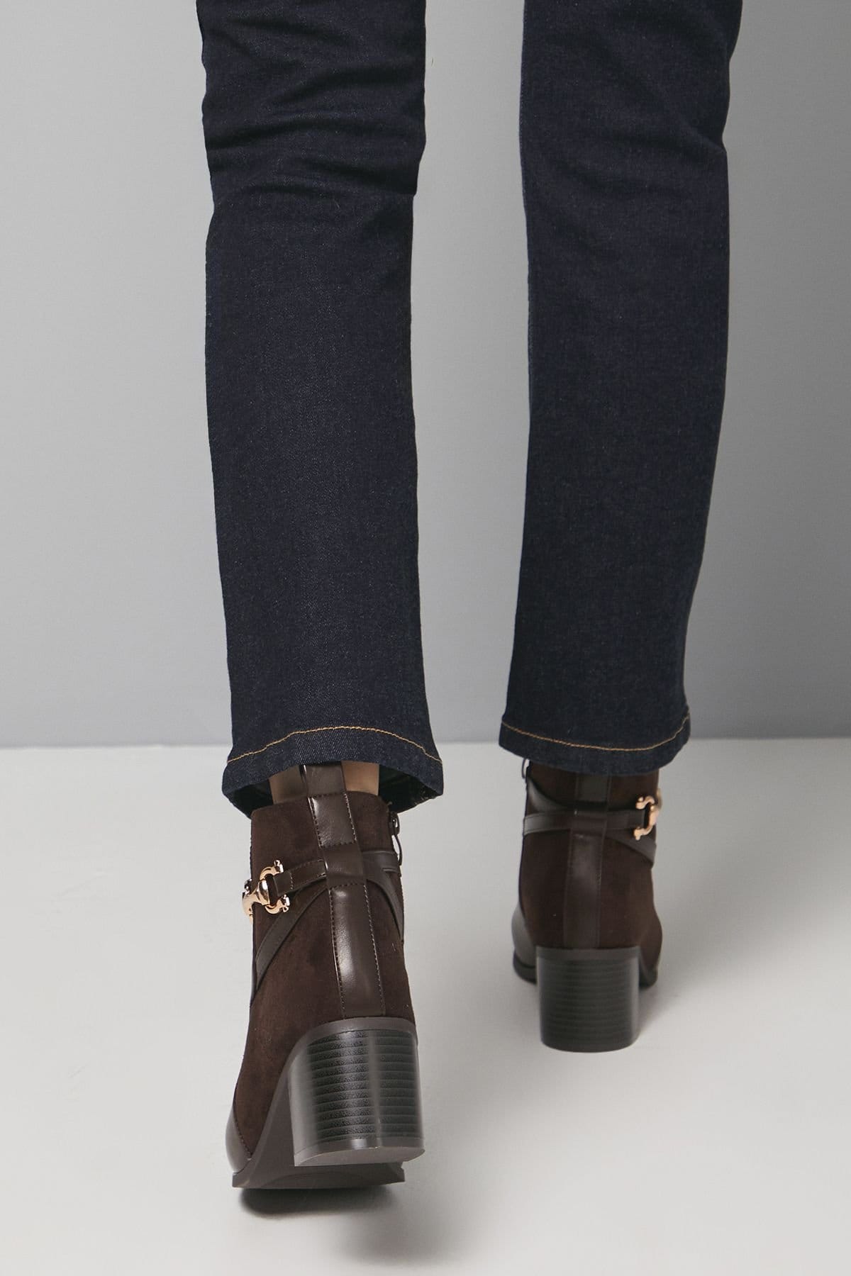 Wallis Wallis Women's Antonia Faux Leather Snaffle Detail Mid Heel Ankle Boots in Brown - 4