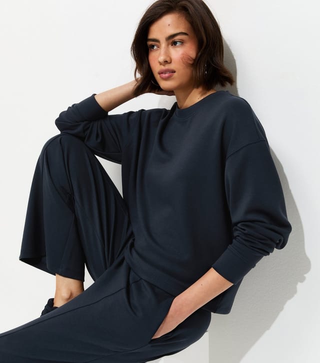 New Look Women's Premium Navy Sweatshirt New Look - 3