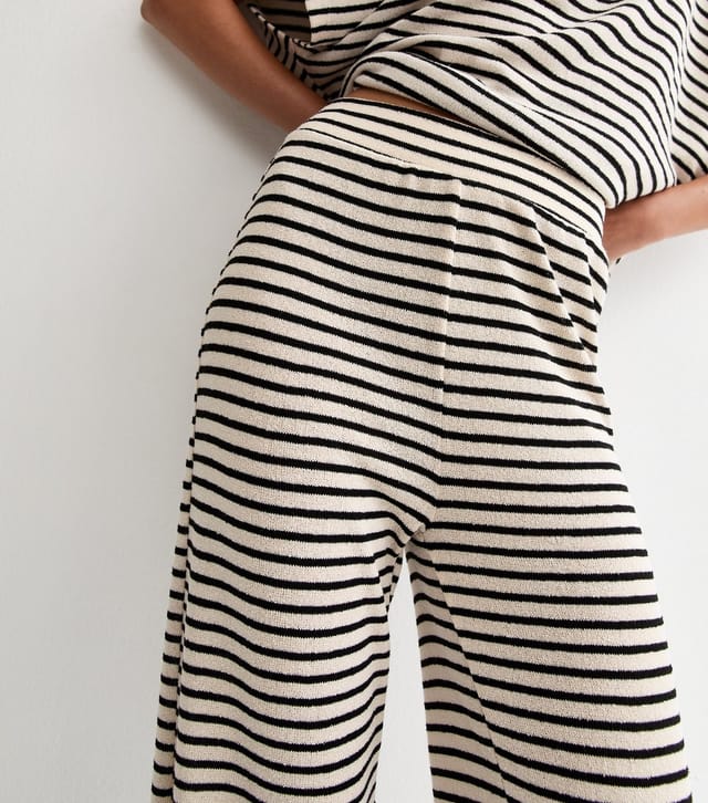 New Look Women's Cream Textured Striped Wide Leg Trousers New Look - 2