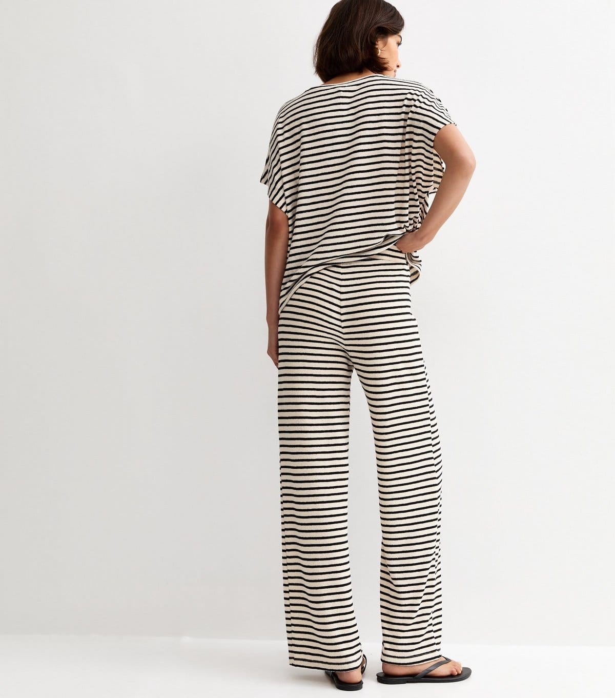New Look Women's Cream Textured Striped Wide Leg Trousers New Look - 4