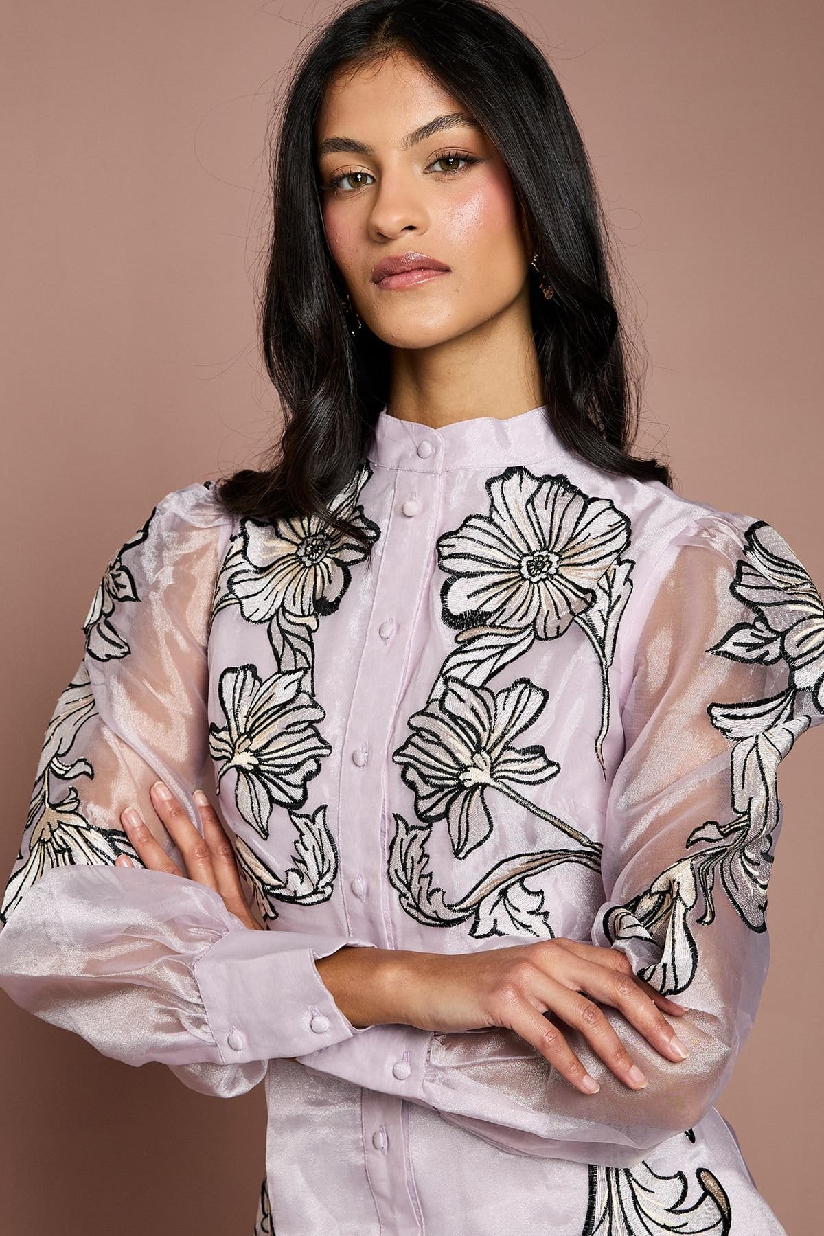 Coast Coast Women's Petite Placement Embroidered Long Sleeve Midi Dress in Blush - 4