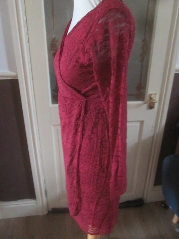 Boohoo Boohoo Maternity size 10 red lace lined Dress Brand new with tags