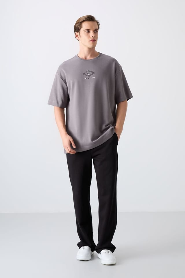 Tommy Life Tommy Life Men's Oversized Cotton-Blend Logo T-Shirt in Grey - 2