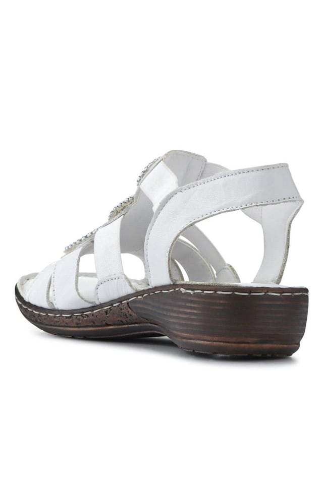 Pavers Pavers Women's Leather Elasticated Sandals in White - 3