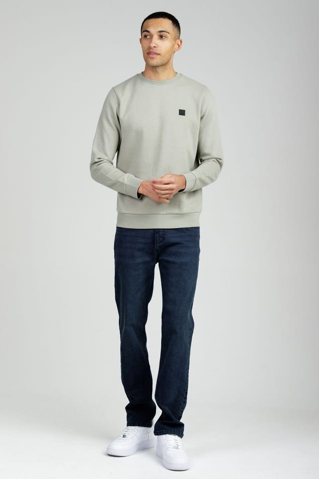 Tokyo Laundry Tokyo Laundry Men's Essential Brushed Fleece Crew Sweatshirt in Light Green - 3
