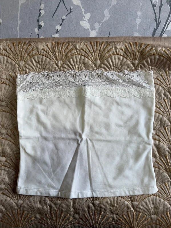 ASOS Design White lace trim bandeau