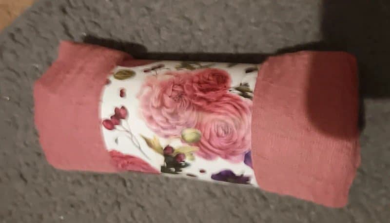 Pink Durable & Vibrant crinkle Scarf for Effortles Pink Crinkle Scarf