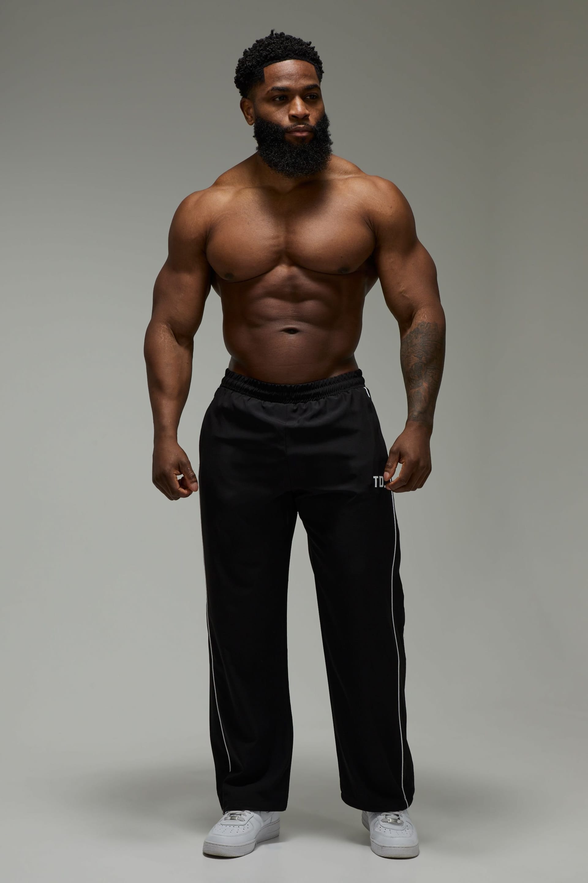Training Dept. Training Dept. Men's Training Dept Straight Leg Woven Joggers in Black - 4