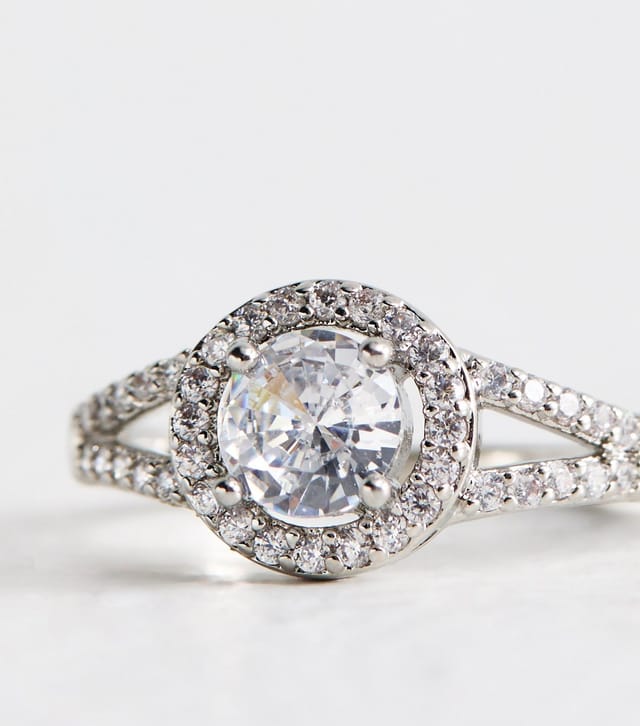New Look Silver Tone Cubic Zirconia Round Engagement Ring New Look - 2