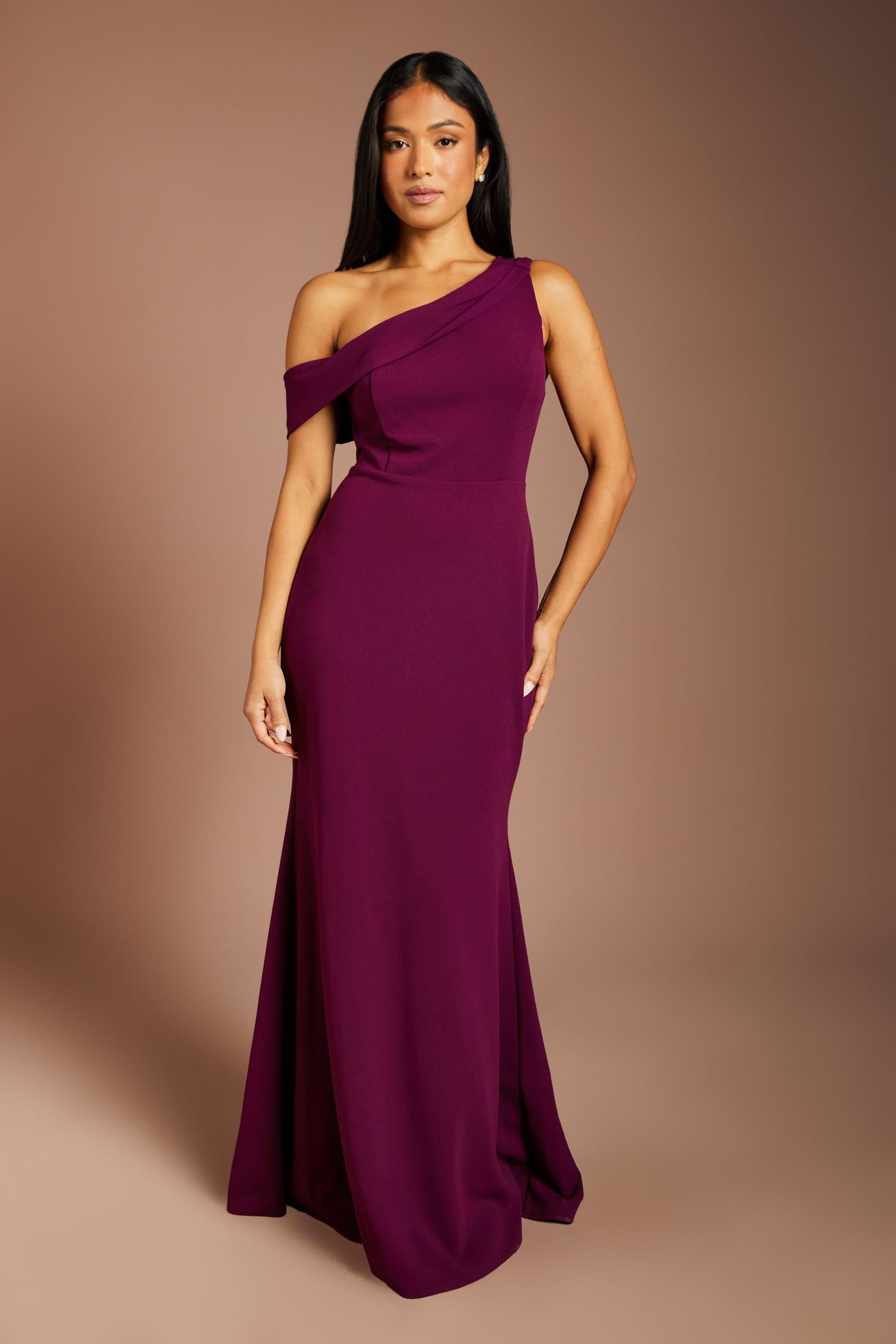 Coast Coast Women's Petite Asymmetric Neckline Scuba Crepe Black Tie Dress in Fig