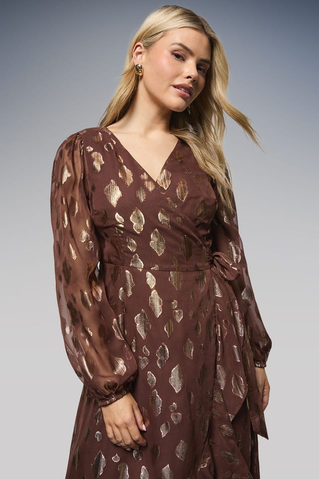 Dorothy Perkins Dorothy Perkins Women's Jacquard Ruffle Wrap Long Sleeve Midi Dress in Chocolate - 2