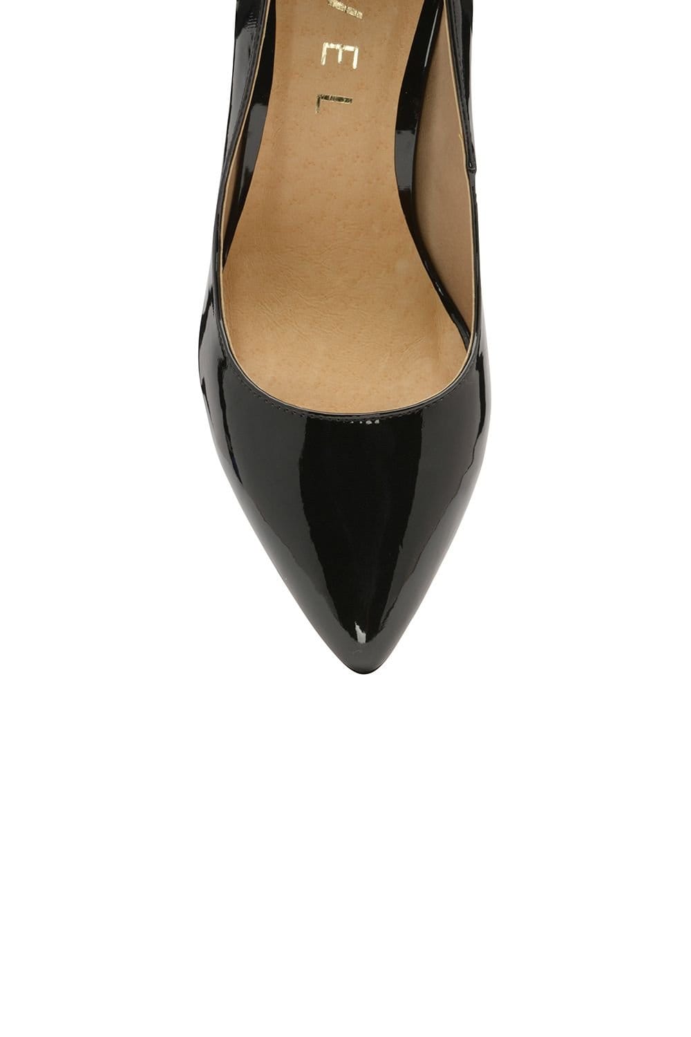 Ravel Ravel Women's Black 'Edson' Pointed-Toe Court Shoes - 4