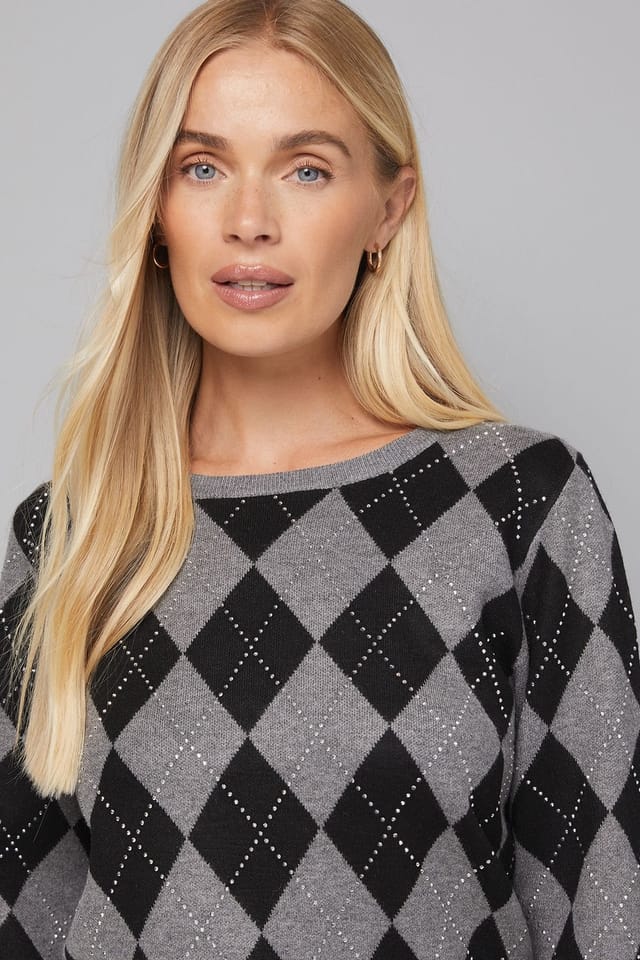 Wallis Wallis Women's Petite Sequin Argyle Crew Neck Jumper in Mono - 3