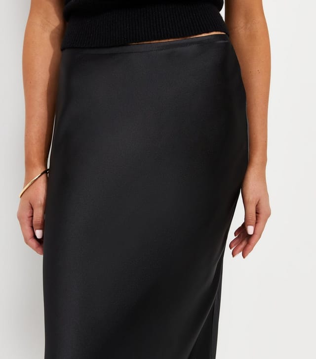 New Look Women's Black Satin Bias Cut Midi Skirt New Look - 2