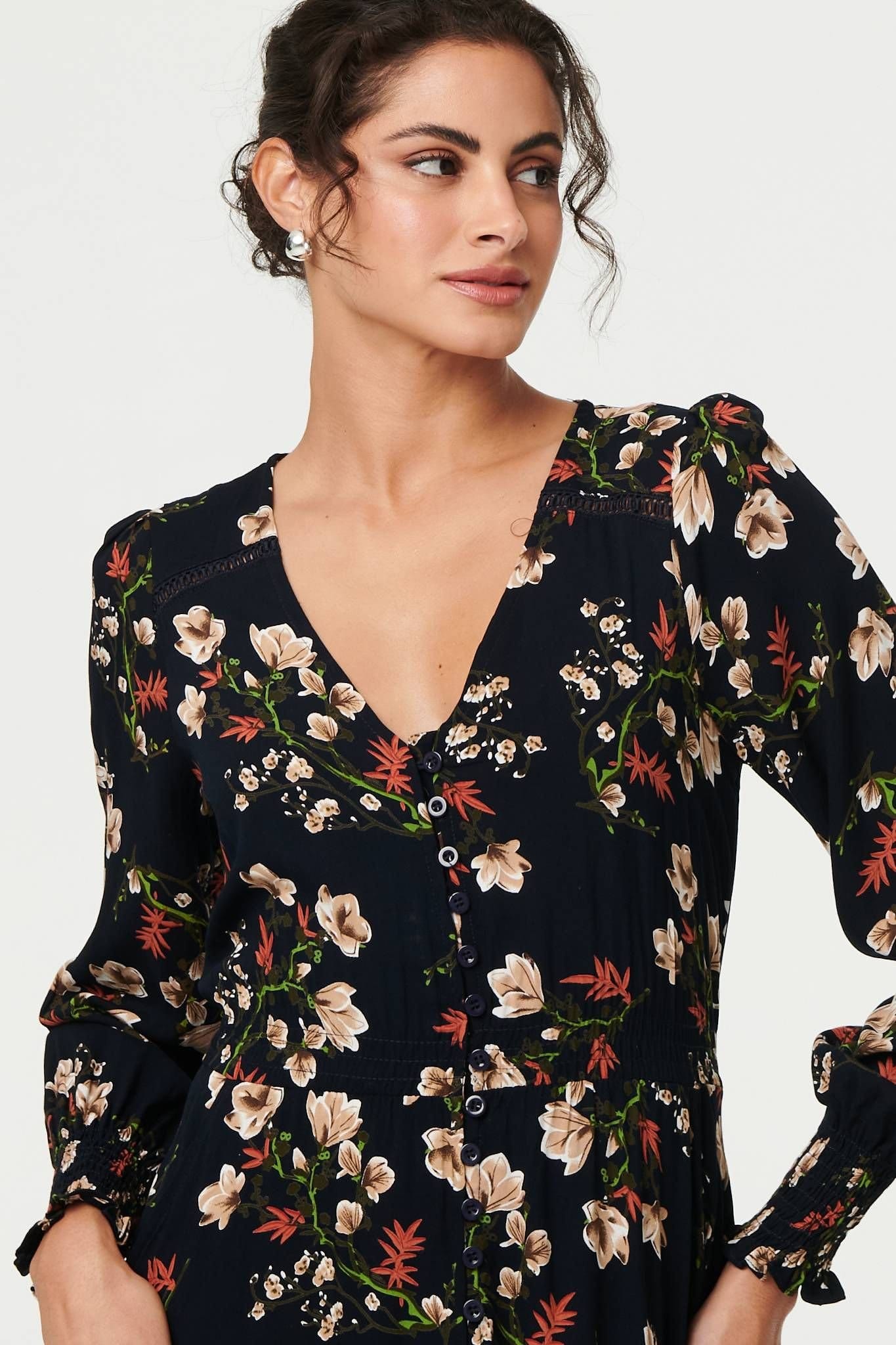 Izabel London Izabel London Women's Floral Long Sleeve Lace Trim Maxi Dress in Navy - 4