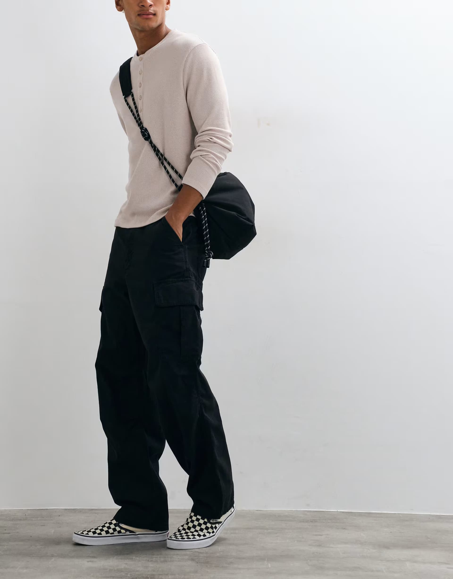 ASOS Vans Para baggy cargo pants - black in black
