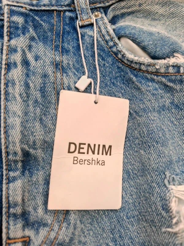 Bershka Bershka man denimwear super ripped loose fit light wash denim jeans uk 30 New
