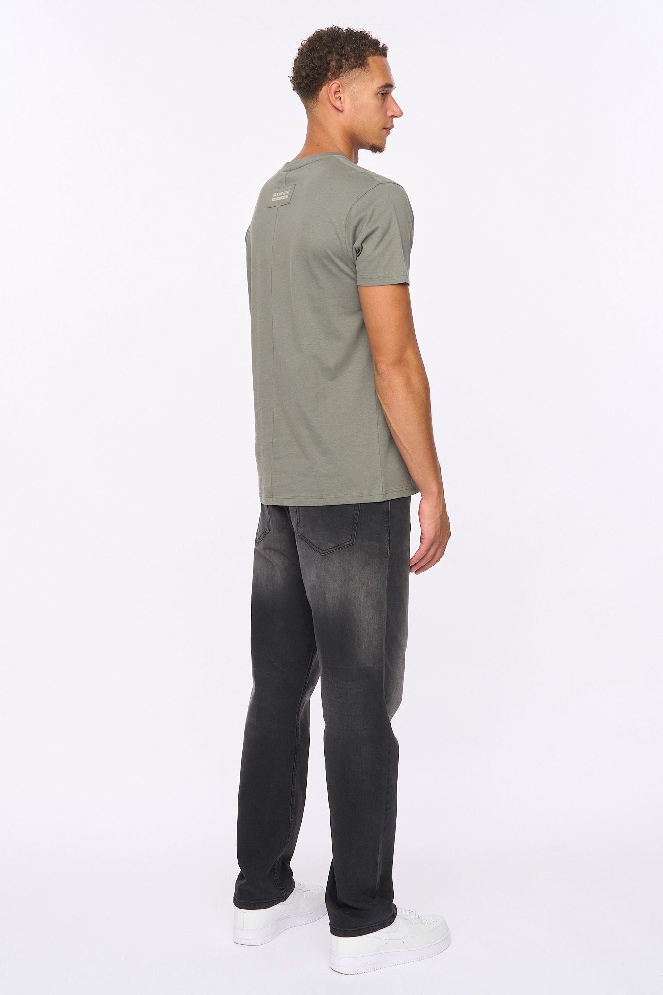 Duck&Cover Duck&Cover Men's Primatic T-Shirt in Dark Olive - 2