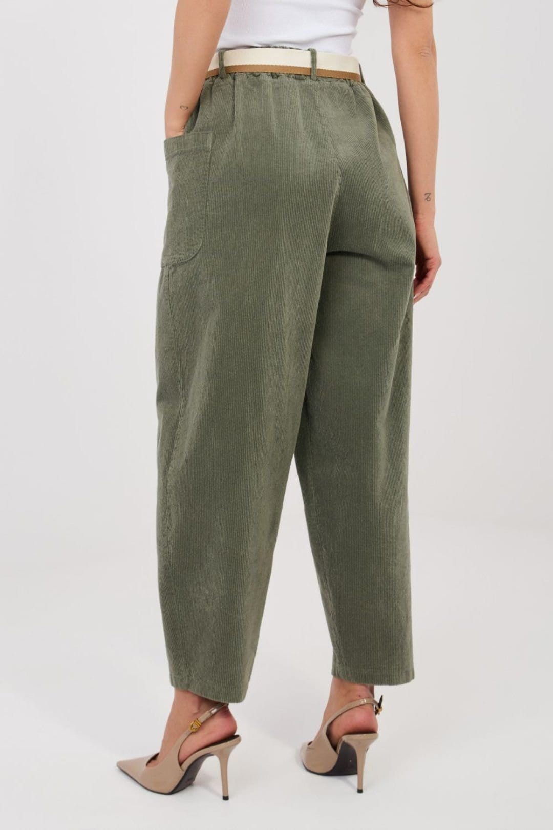 Love Lace Love Lace Women's High Waist Carrot Corduroy Trousers with Belt in Green - 4