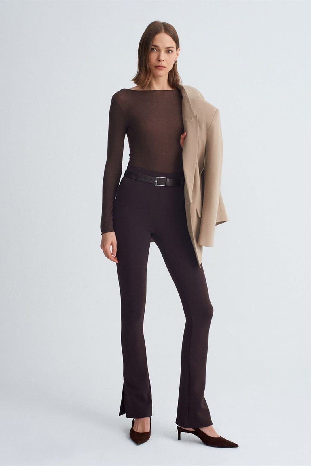 Dilvin Dilvin Women's Belted Skinny Flare Pants in Chocolate - 4