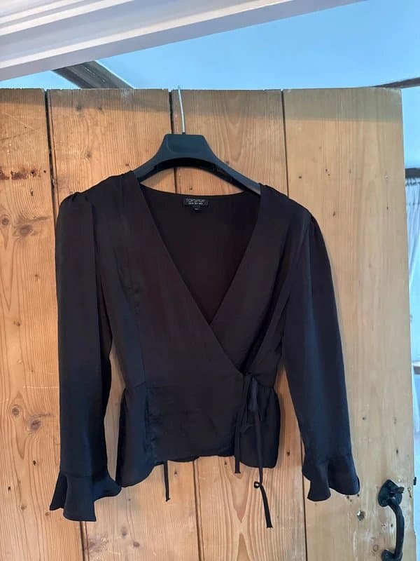 Topshop Topshop black tie satin blouse