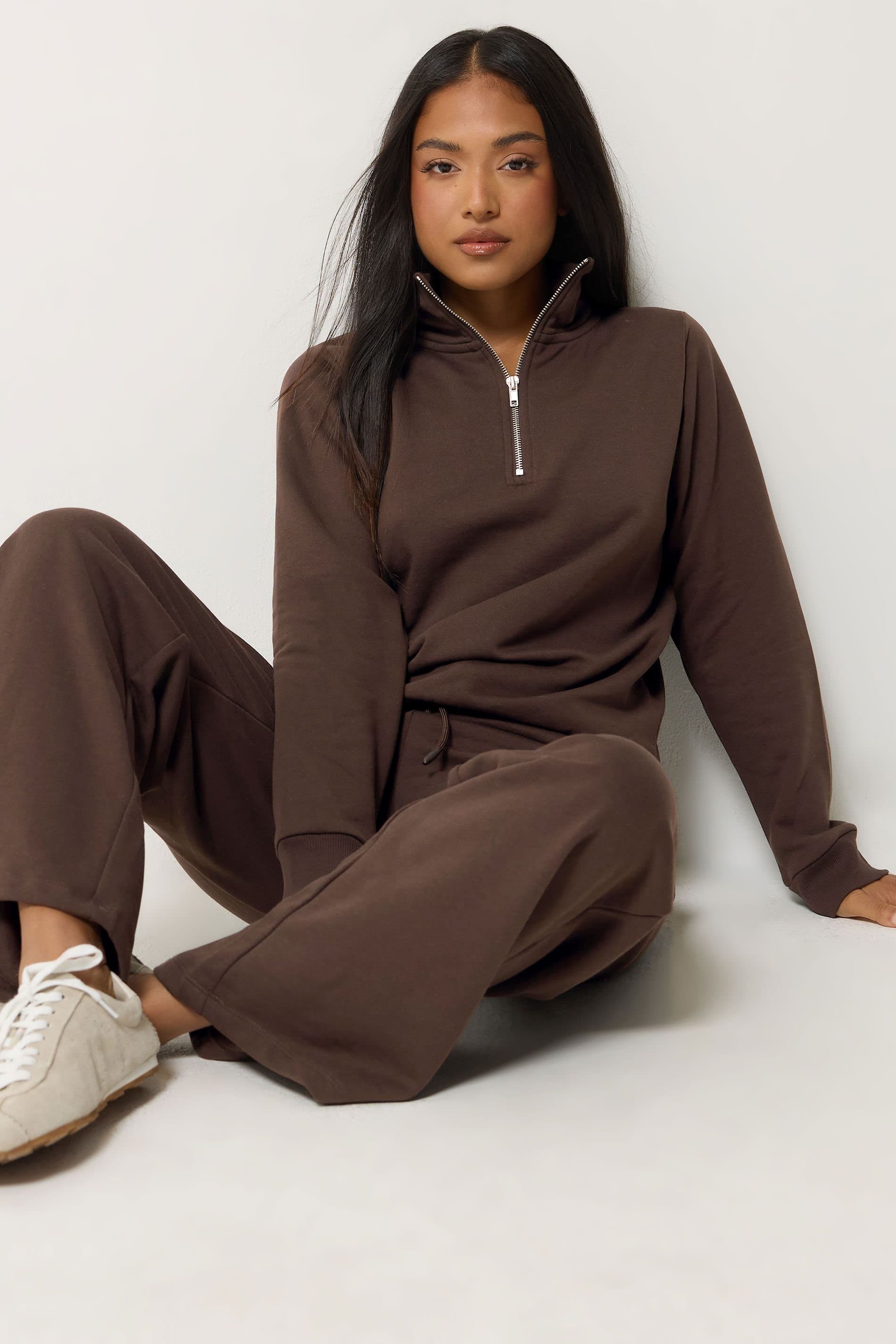 M&Co M&Co Women's Petite Quarter Zip & Wide Leg Joggers Set in Chocolate