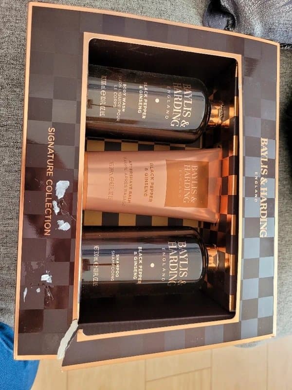 Baylis & Harding Elevate Your Routine with Baylis & Harding Black Pepper & Ginseng Gift Set