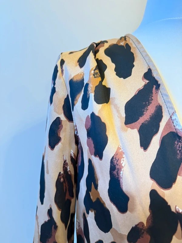 Never Fully Dressed Never Fully Dressed leopard print tie front blouse size s/m - 1