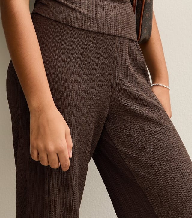 New Look Girls' Dark Brown Textured Jersey Wide Leg Trousers New Look - 2
