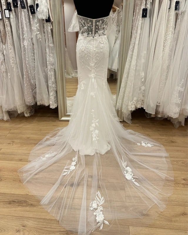 Evie young Ex boutique sample wedding dress - Lainey by Evie Young - 1