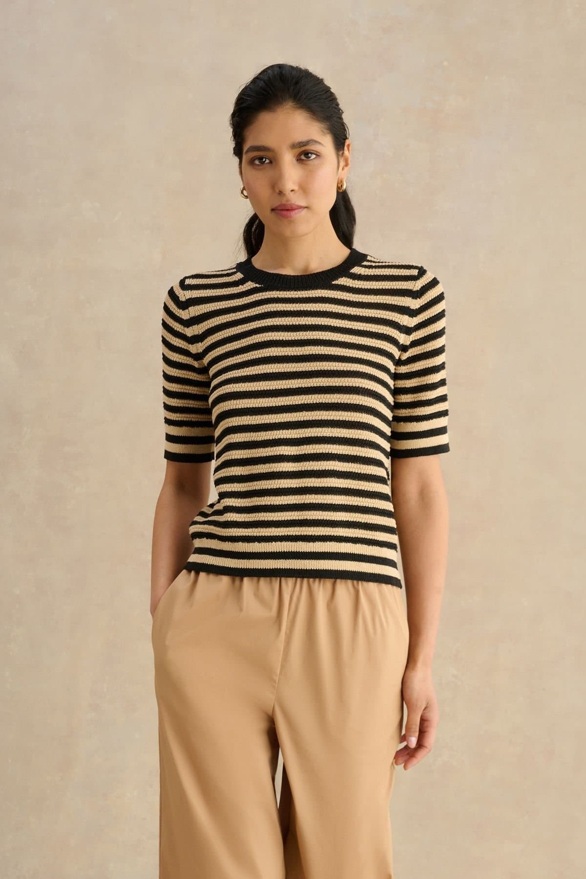 Hobbs London Hobbs London Black & Beige Striped Knit Top