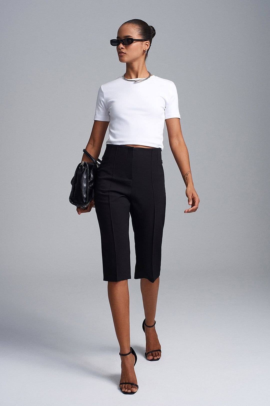 Dilvin Dilvin Women's High-waist Straight Capri Shorts With Slit in Black - 4