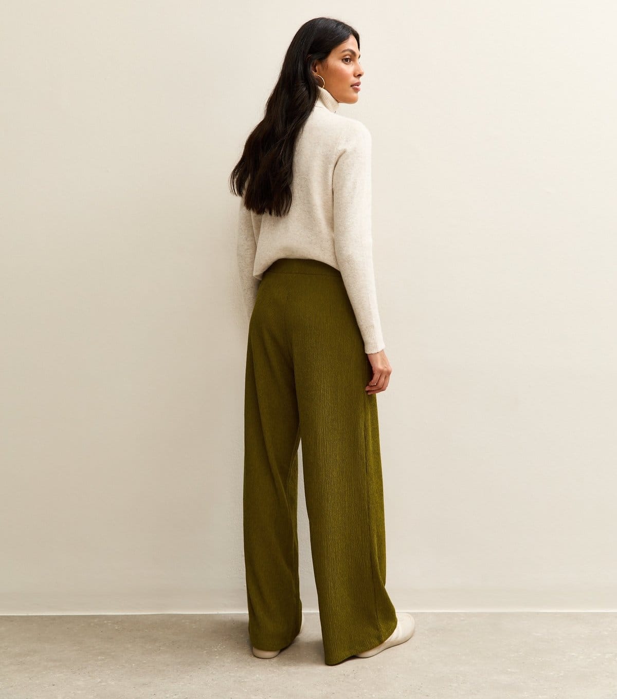 New Look Women's Light Khaki Crinkled Wide Leg Trousers New Look - 4