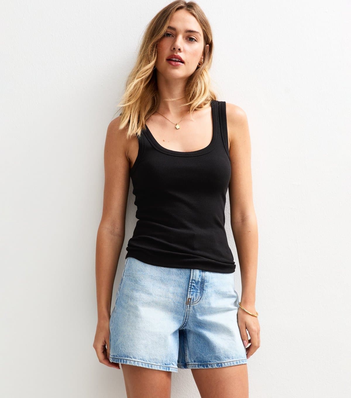 New Look Women's Black Wide Strap Scoop Neck Ribbed Vest New Look