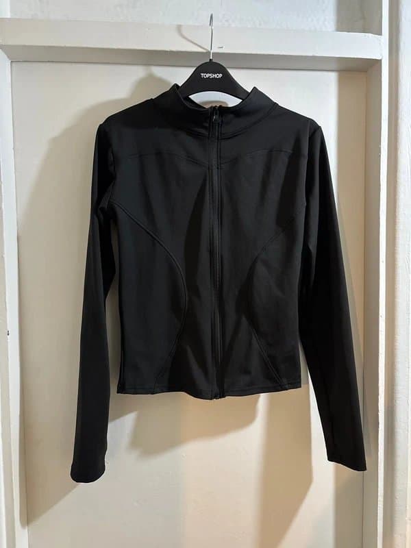 Shein Shein black zip up gym jacket size XS