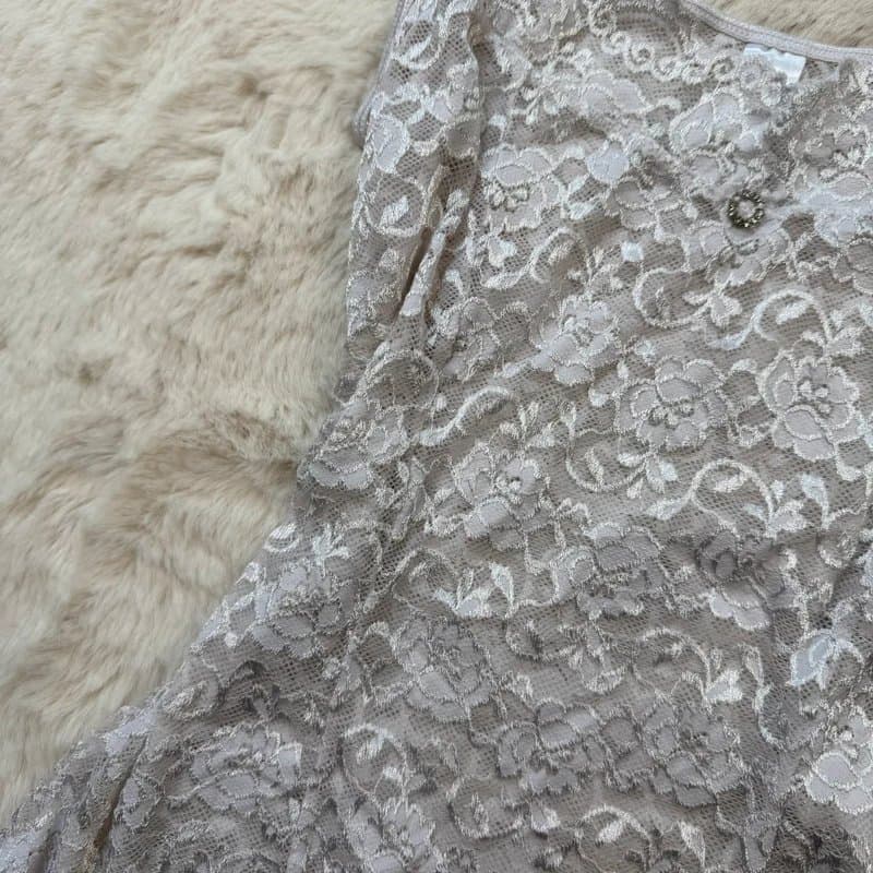 BENOTTI Early 00’s y2k Benotti Sheer Floral Lace Gem Detail Fitted Cami Top
