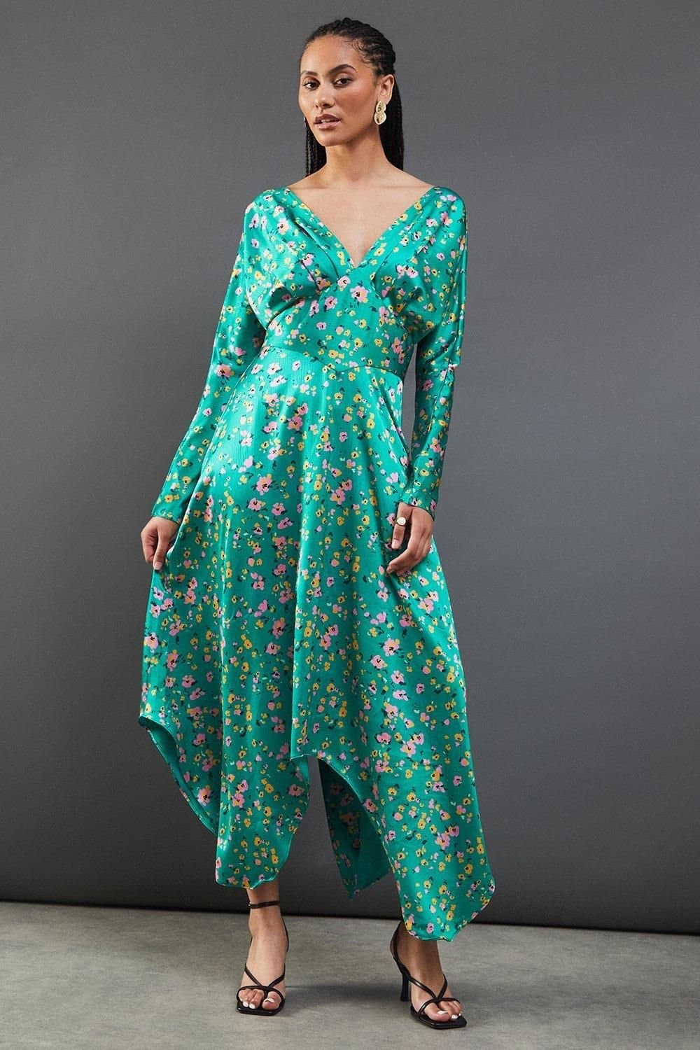 Warehouse Warehouse Women's Floral Satin Batwing Waisted Hanky Hem Midi Dress in Green