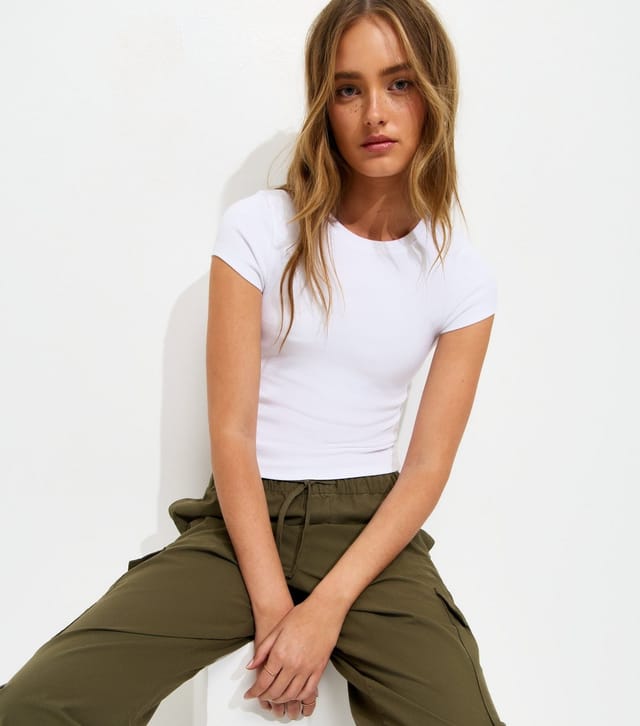 New Look Women's White Short Sleeve Baby Tee New Look - 2